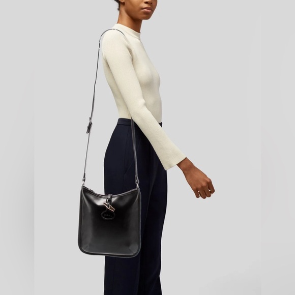 Black Longchamp Leather Crossbody.  EUC. - Picture 1 of 13